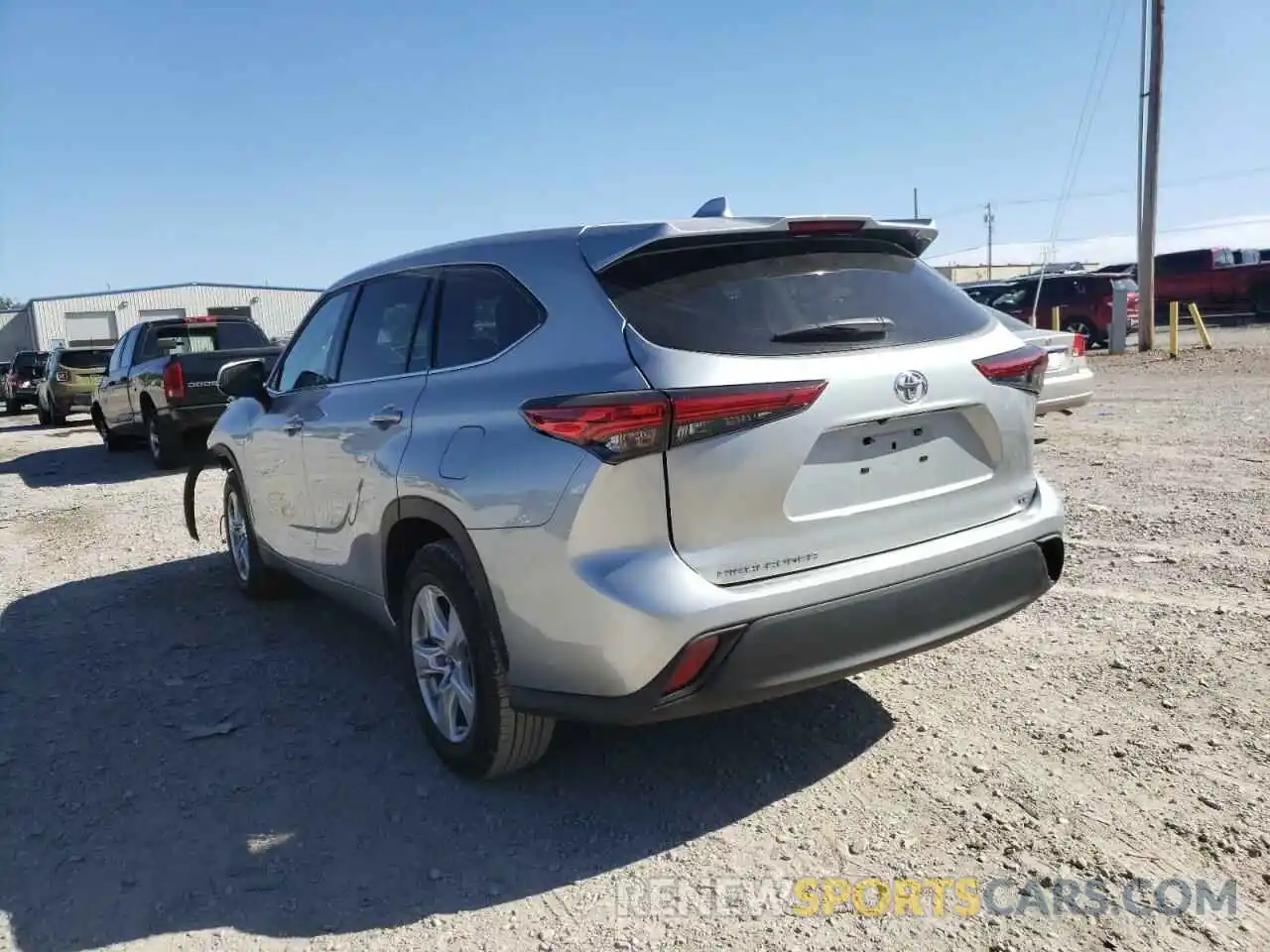 3 Photograph of a damaged car 5TDZZRAH3MS067202 TOYOTA HIGHLANDER 2021