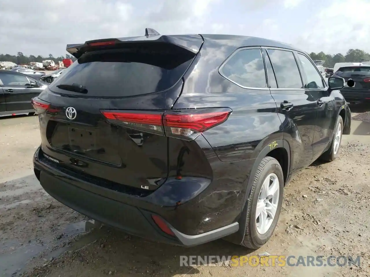 4 Photograph of a damaged car 5TDZZRAH3MS080435 TOYOTA HIGHLANDER 2021