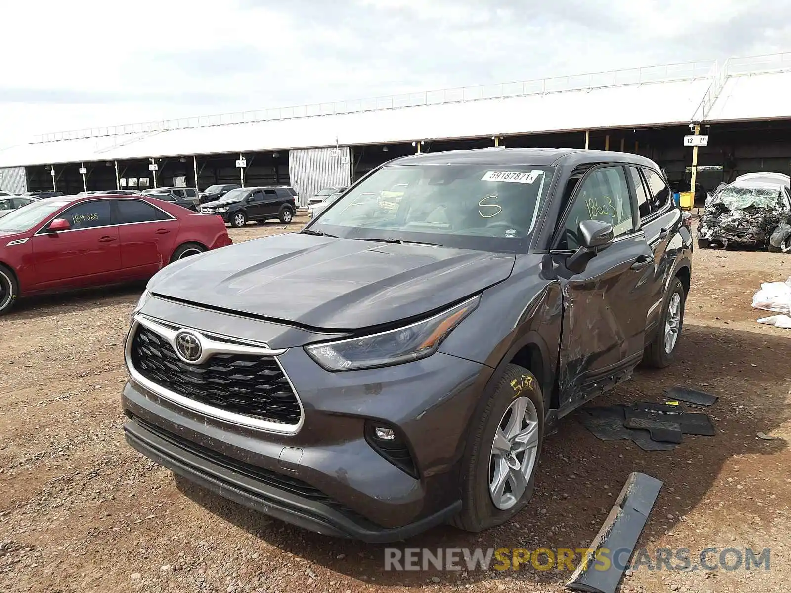 2 Photograph of a damaged car 5TDZZRAH5MS041054 TOYOTA HIGHLANDER 2021