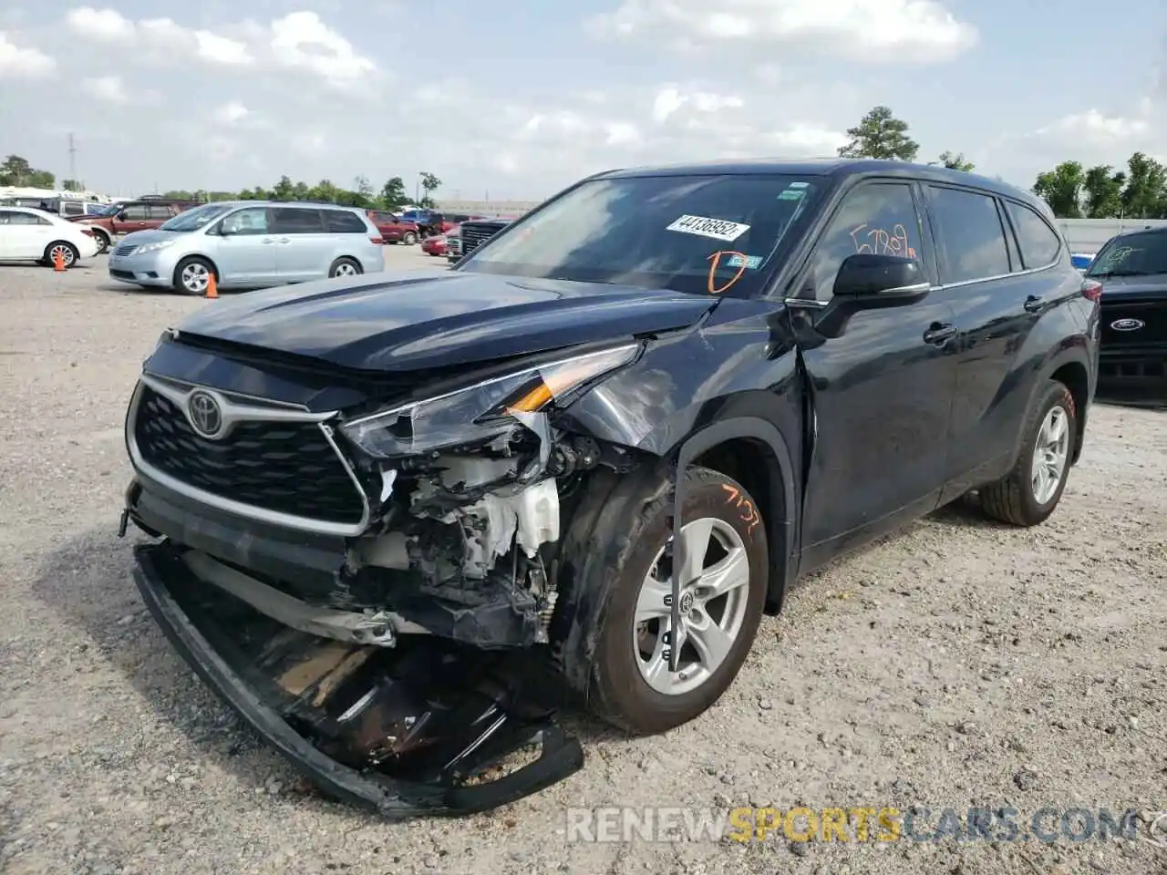 2 Photograph of a damaged car 5TDZZRAH5MS054466 TOYOTA HIGHLANDER 2021