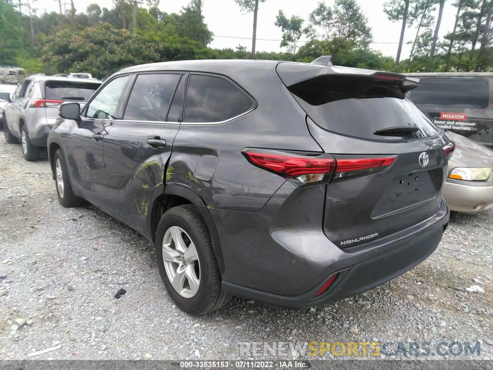 3 Photograph of a damaged car 5TDZZRAH5MS067153 TOYOTA HIGHLANDER 2021