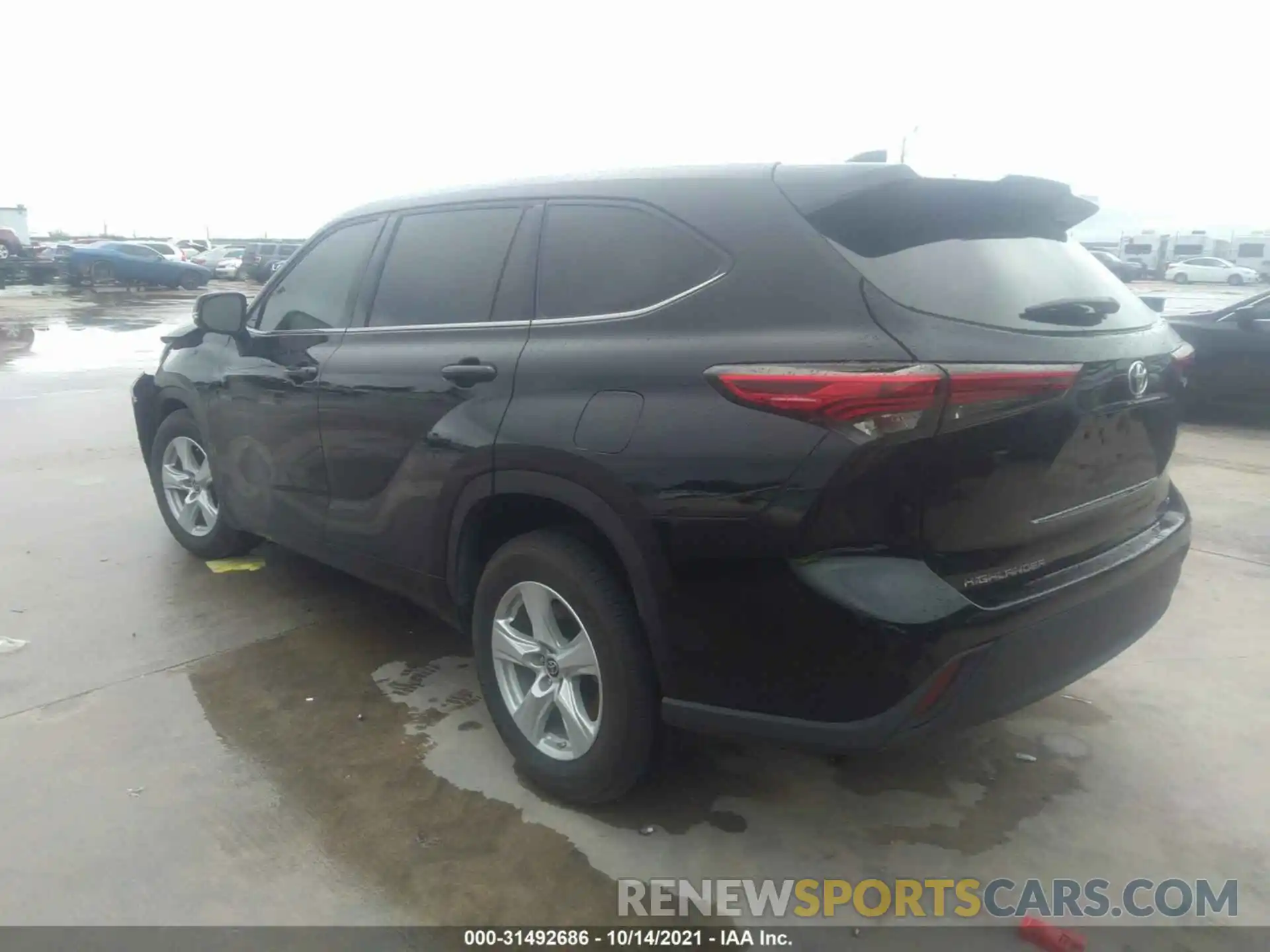 3 Photograph of a damaged car 5TDZZRAH5MS525595 TOYOTA HIGHLANDER 2021