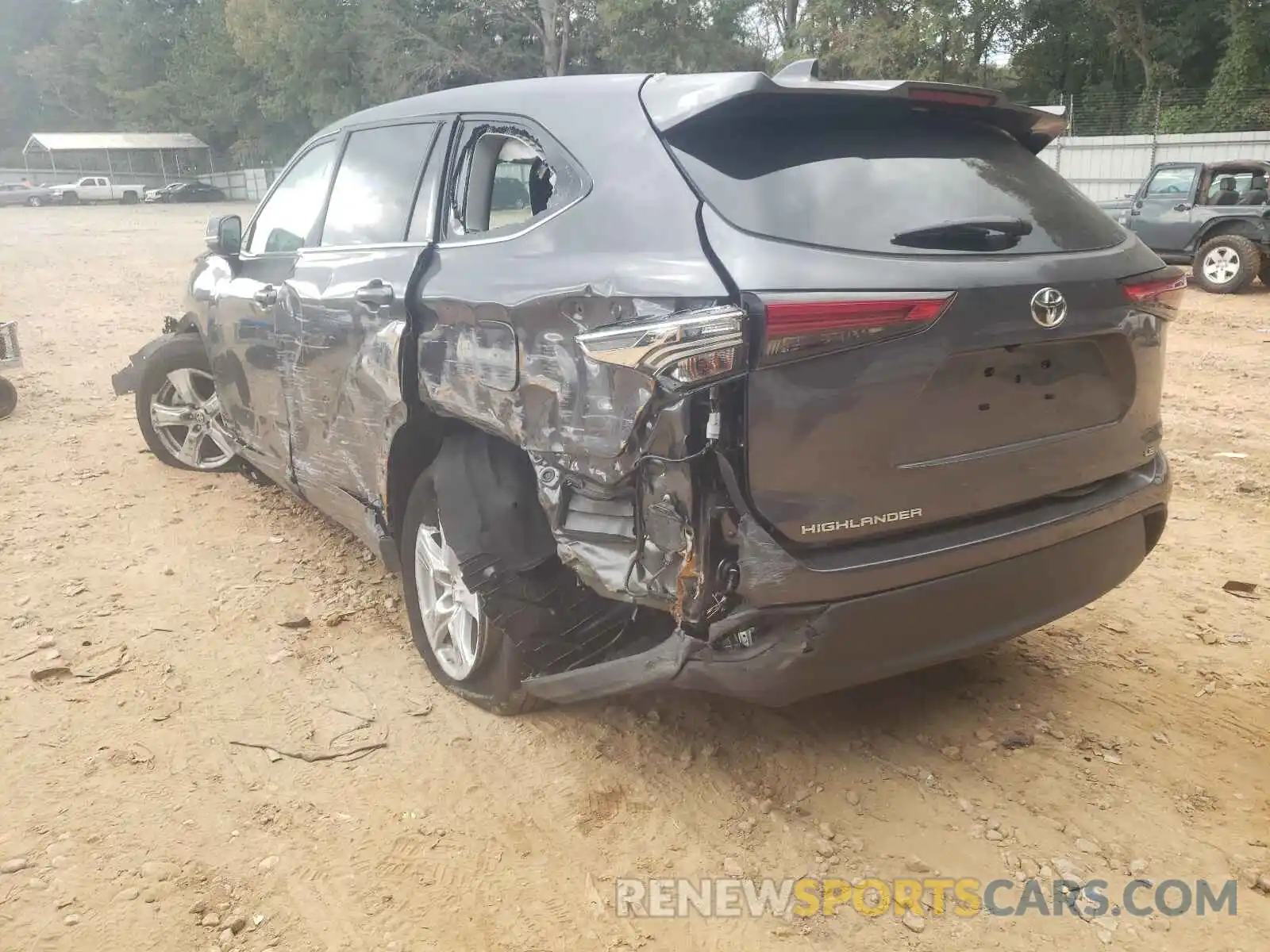 3 Photograph of a damaged car 5TDZZRAH5MS529503 TOYOTA HIGHLANDER 2021