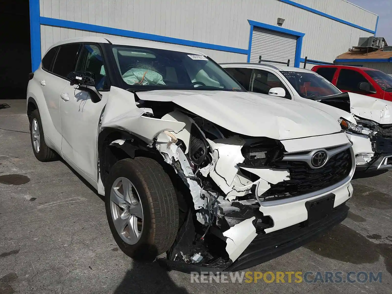 1 Photograph of a damaged car 5TDZZRAH6MS043301 TOYOTA HIGHLANDER 2021