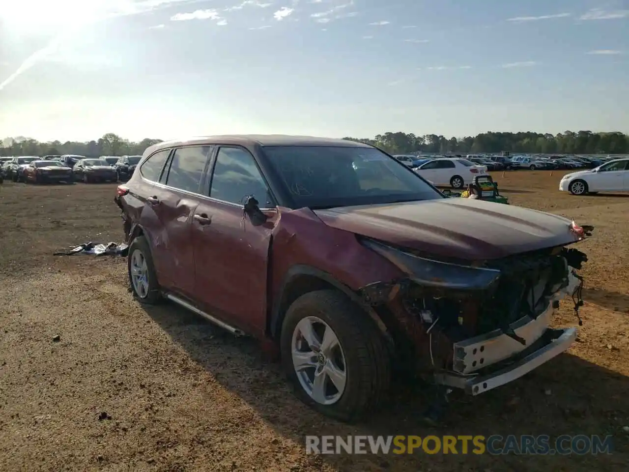 1 Photograph of a damaged car 5TDZZRAH6MS062995 TOYOTA HIGHLANDER 2021