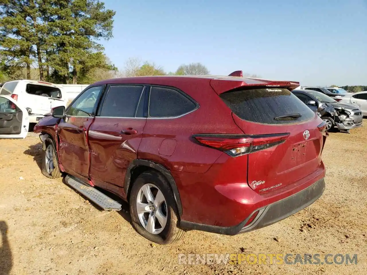 3 Photograph of a damaged car 5TDZZRAH6MS062995 TOYOTA HIGHLANDER 2021