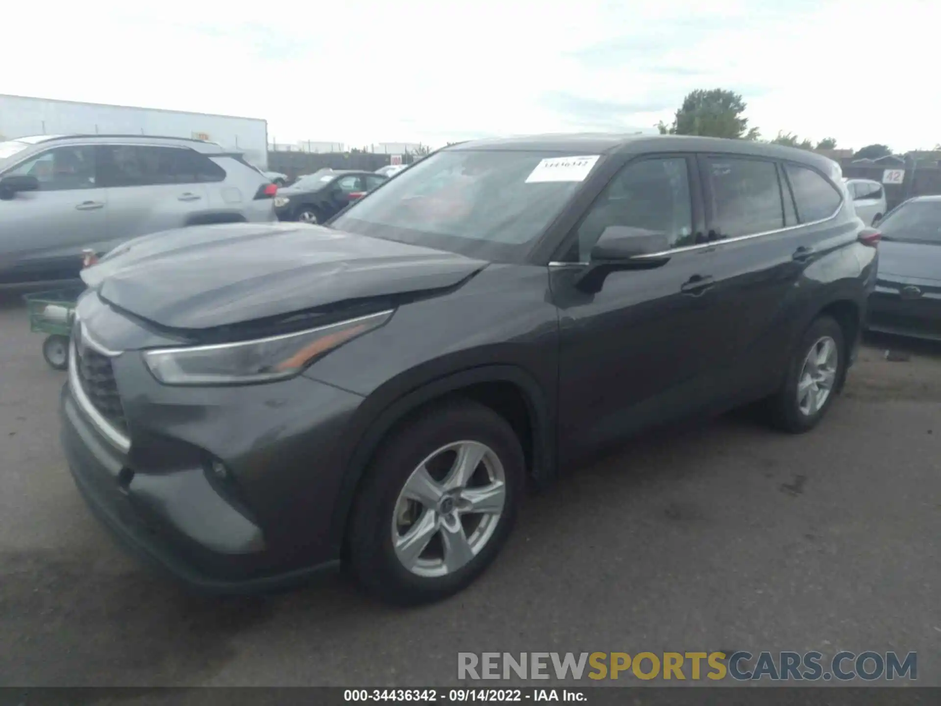 2 Photograph of a damaged car 5TDZZRAH6MS067341 TOYOTA HIGHLANDER 2021