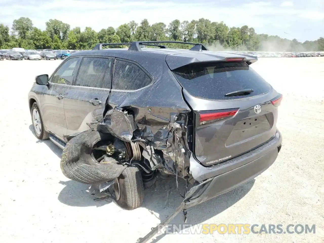 3 Photograph of a damaged car 5TDZZRAH6MS078968 TOYOTA HIGHLANDER 2021