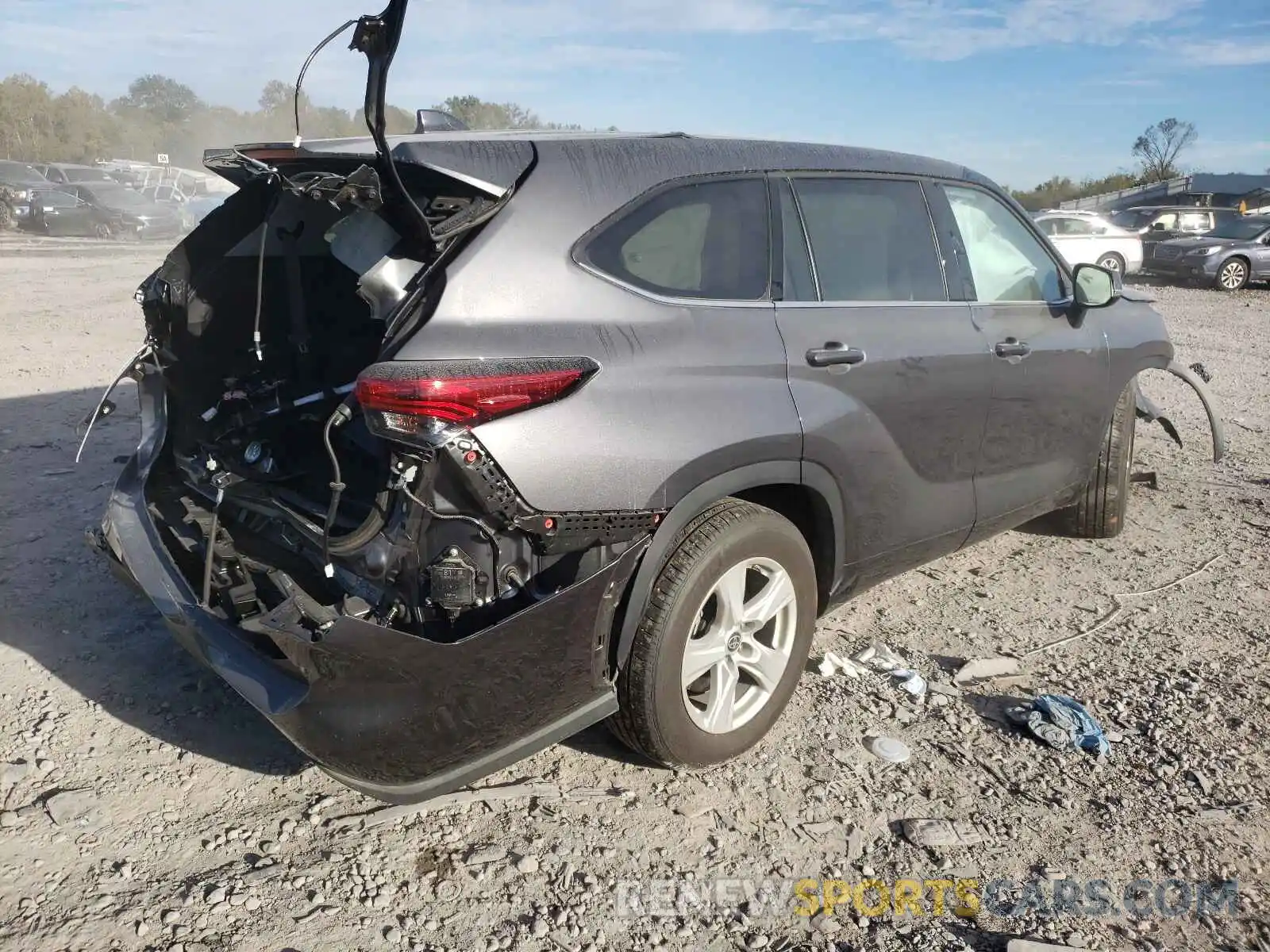 4 Photograph of a damaged car 5TDZZRAH6MS527131 TOYOTA HIGHLANDER 2021