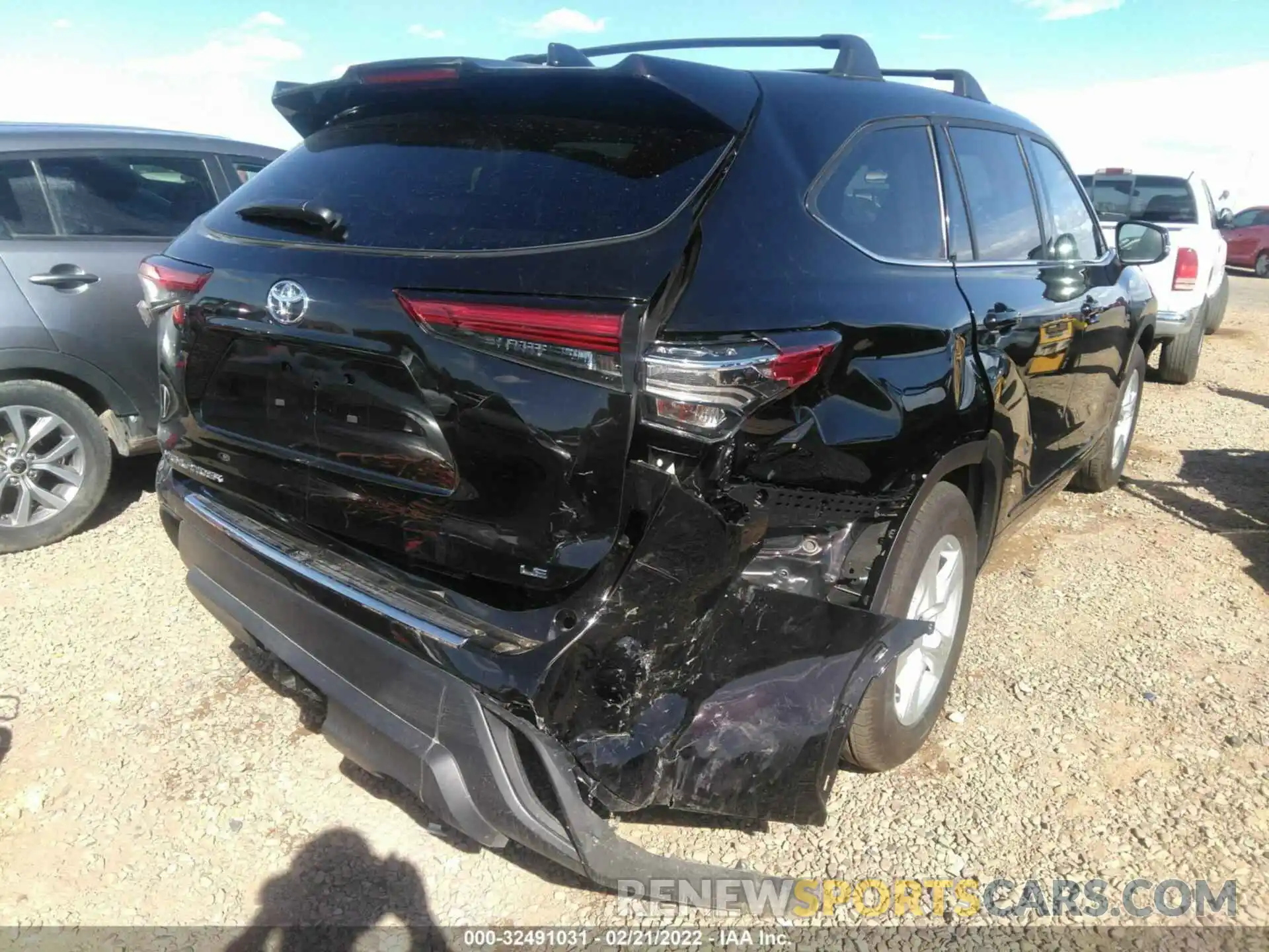 6 Photograph of a damaged car 5TDZZRAH7MS085699 TOYOTA HIGHLANDER 2021