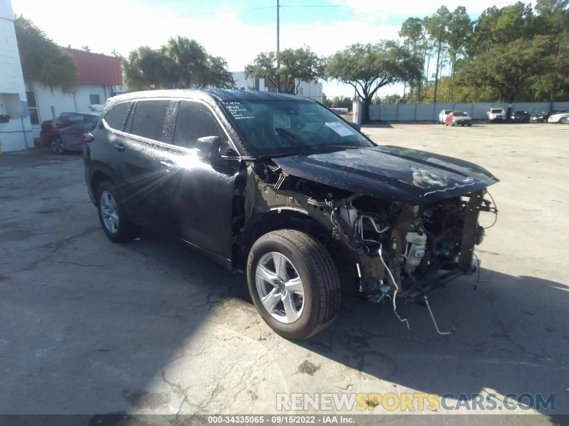 1 Photograph of a damaged car 5TDZZRAH8MS049472 TOYOTA HIGHLANDER 2021