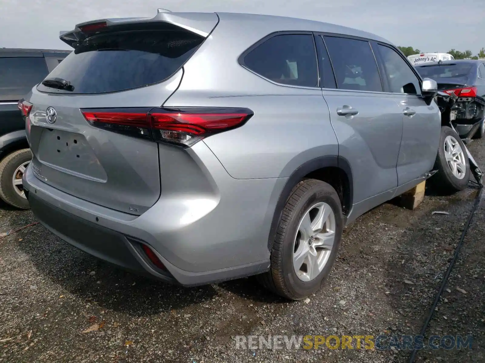 4 Photograph of a damaged car 5TDZZRAH9MS034608 TOYOTA HIGHLANDER 2021