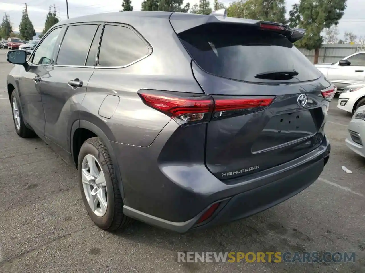 3 Photograph of a damaged car 5TDZZRAH9MS045494 TOYOTA HIGHLANDER 2021