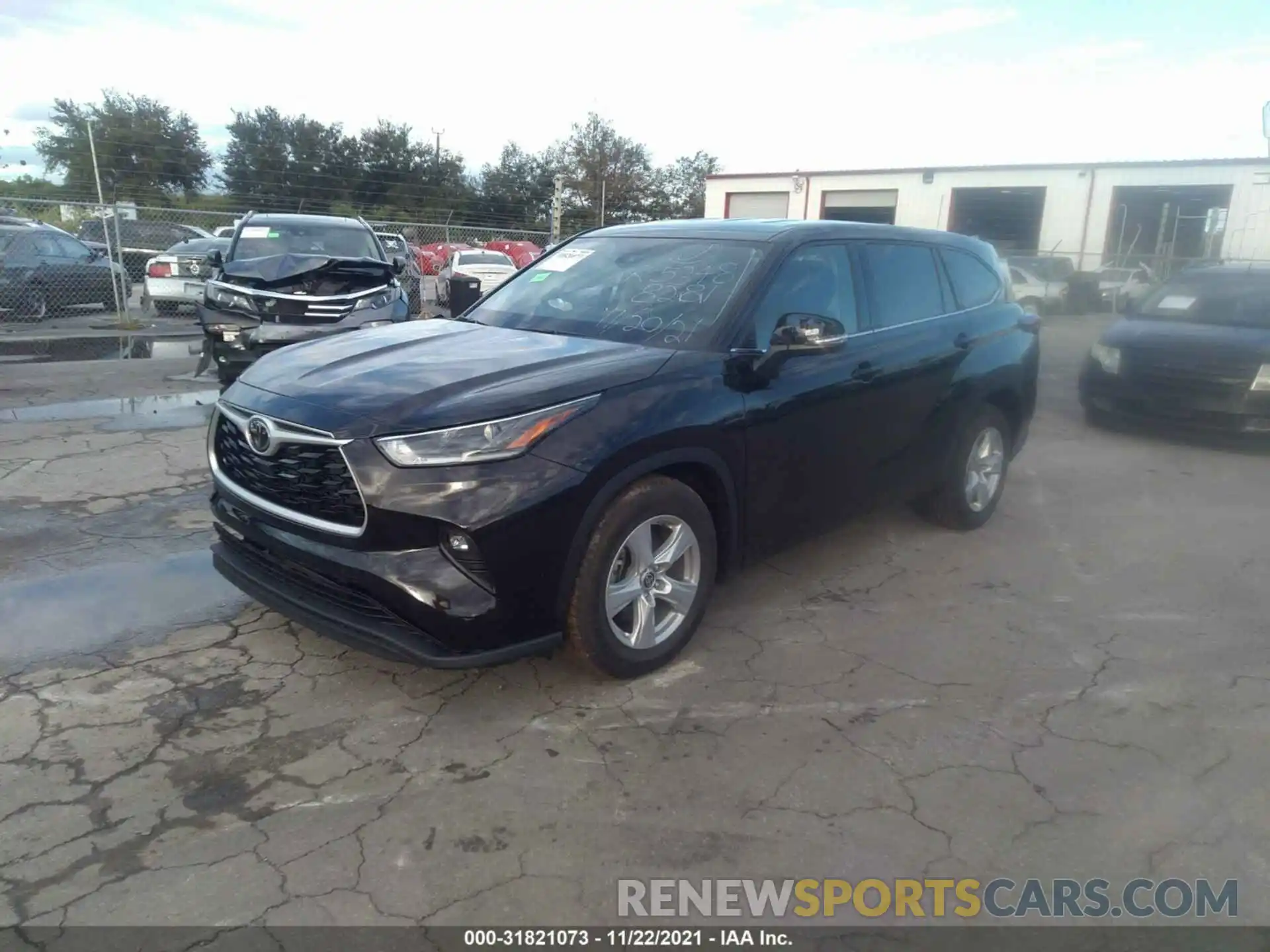 2 Photograph of a damaged car 5TDZZRAH9MS088281 TOYOTA HIGHLANDER 2021