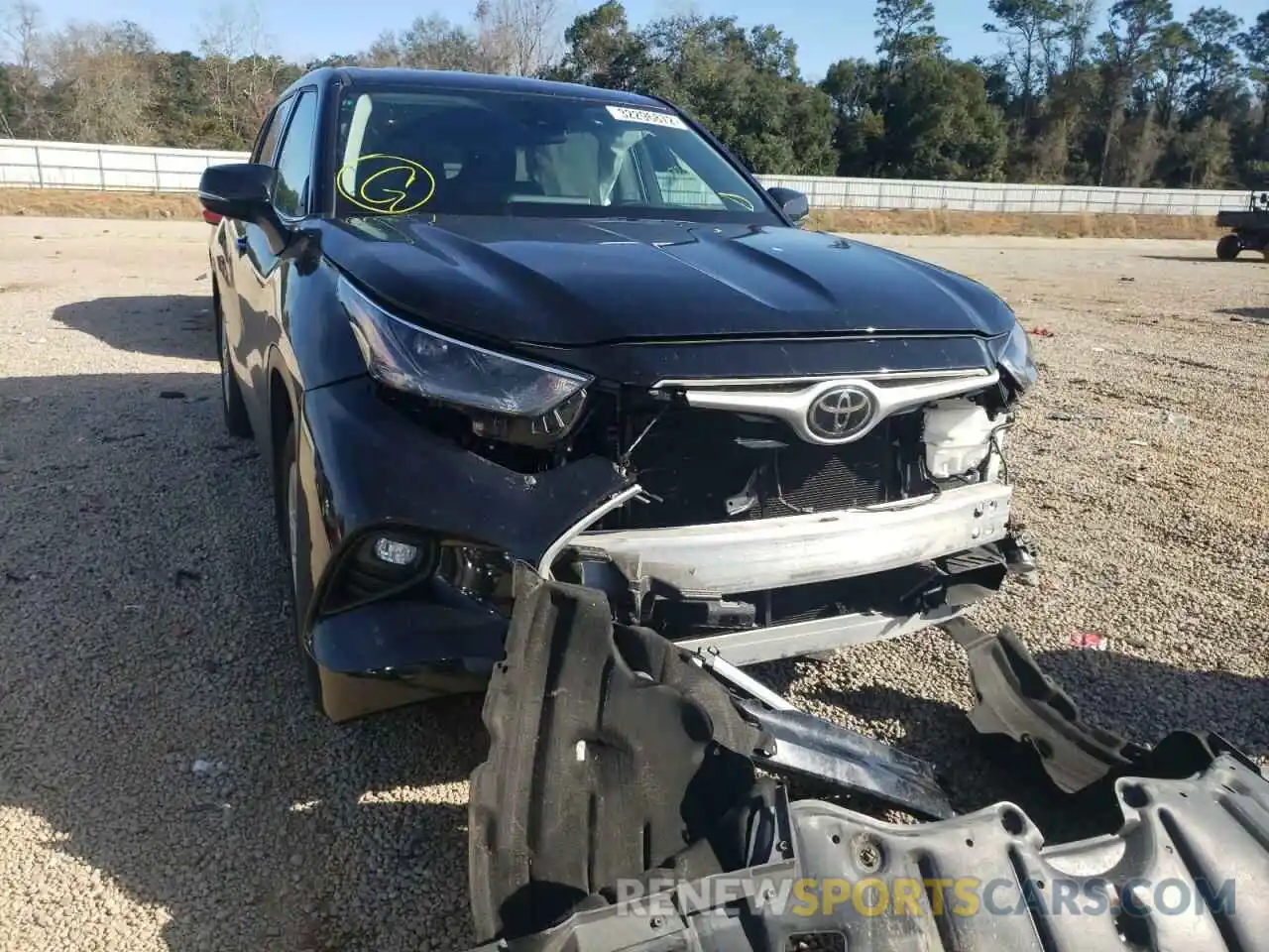 9 Photograph of a damaged car 5TDZZRAH9MS521842 TOYOTA HIGHLANDER 2021