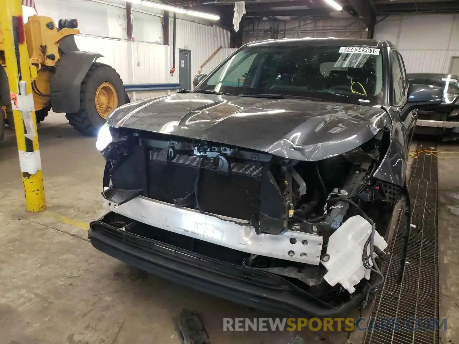 9 Photograph of a damaged car 5TDZZRAHXMS043320 TOYOTA HIGHLANDER 2021