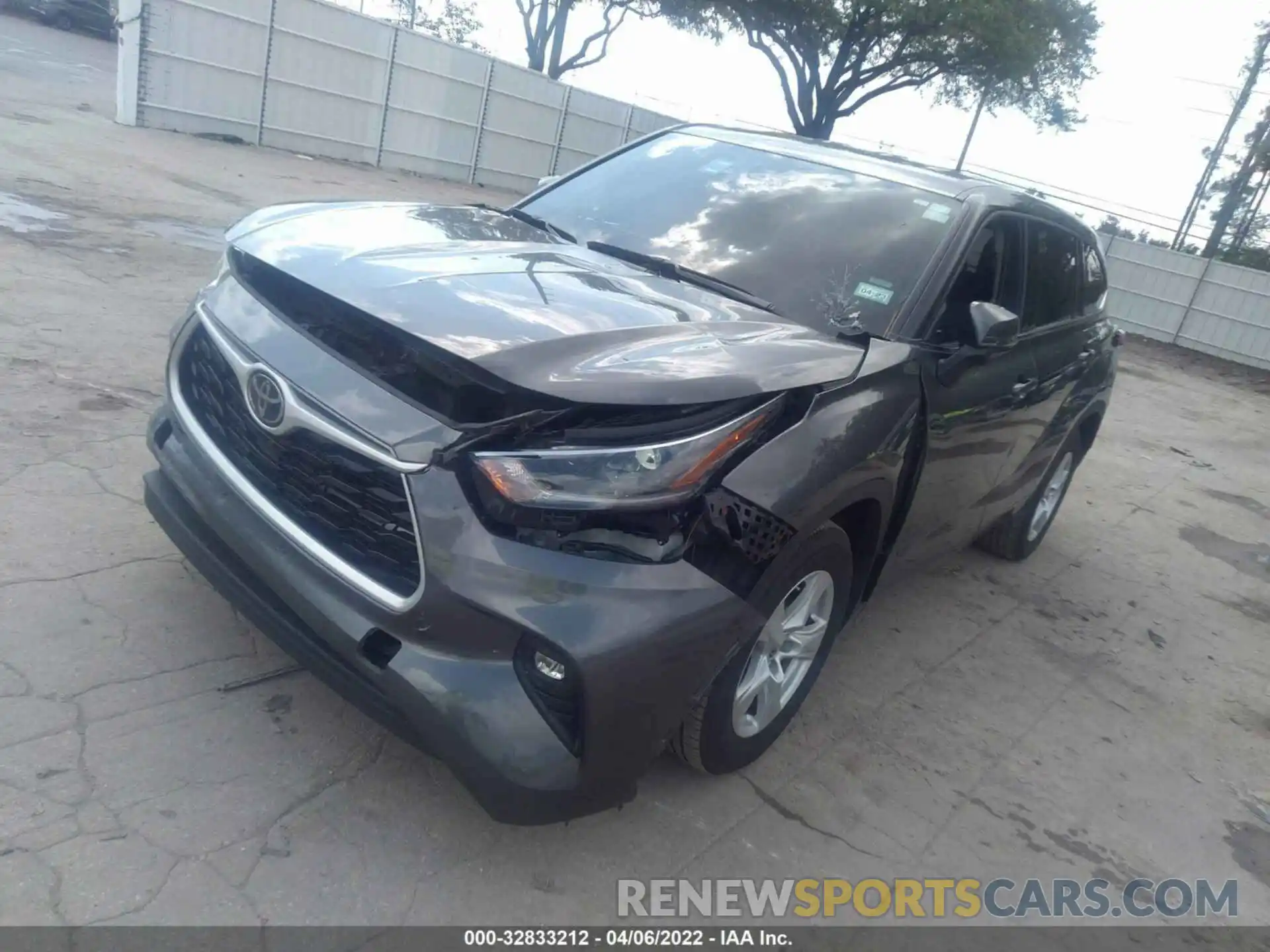 2 Photograph of a damaged car 5TDZZRAHXMS065804 TOYOTA HIGHLANDER 2021