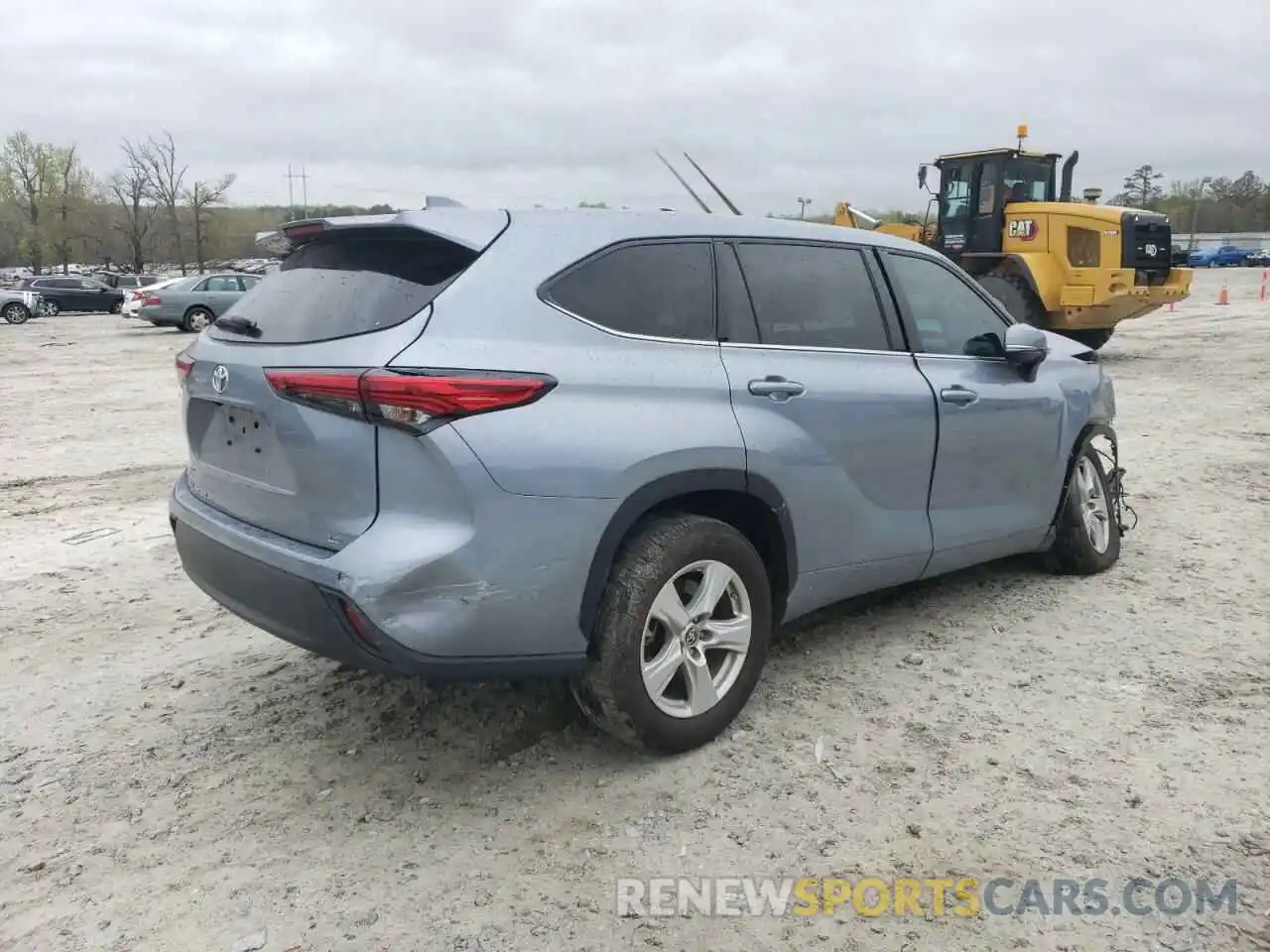 3 Photograph of a damaged car 5TDZZRAHXMS086085 TOYOTA HIGHLANDER 2021