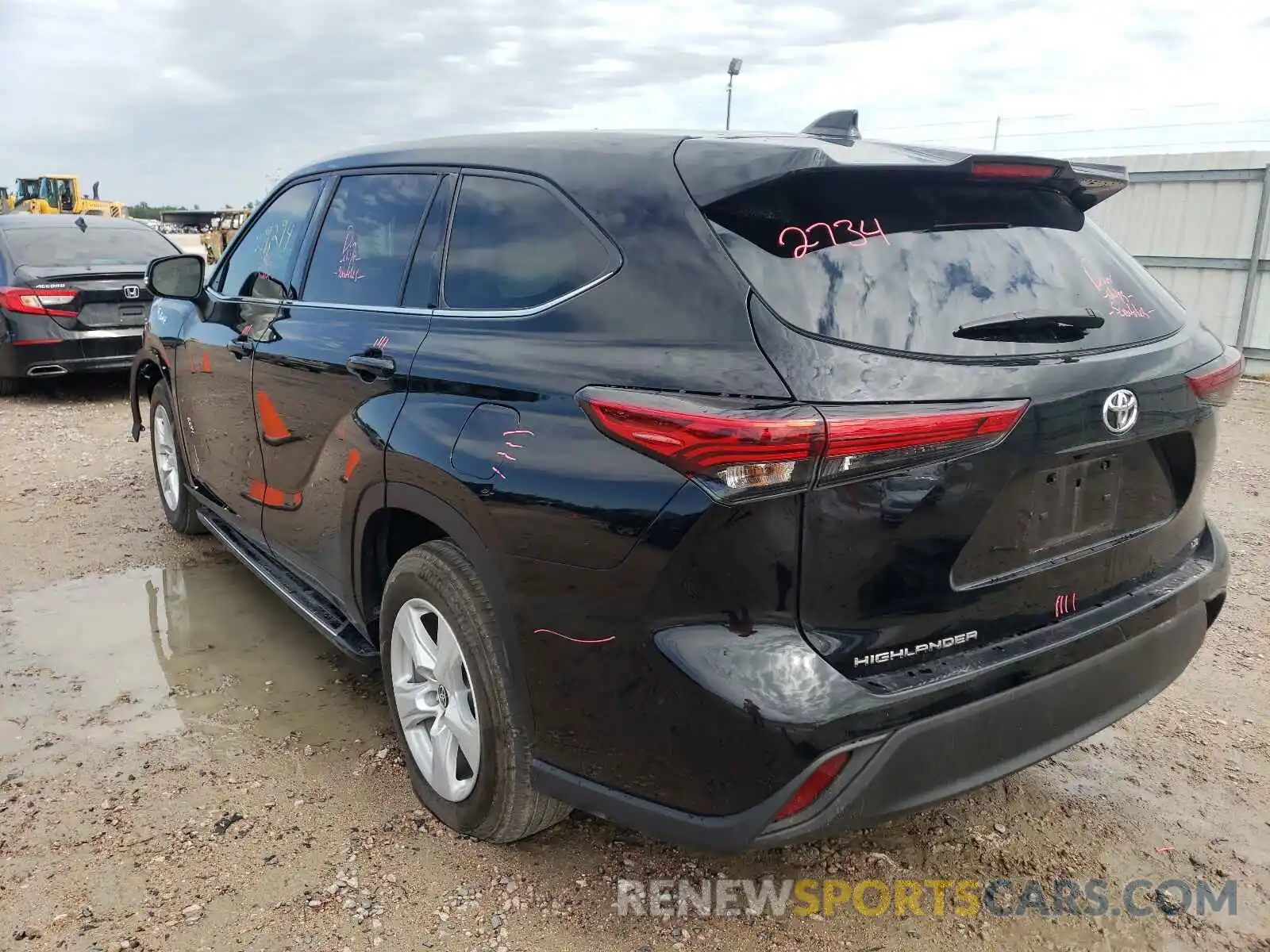 3 Photograph of a damaged car 5TDZZRAHXMS525995 TOYOTA HIGHLANDER 2021