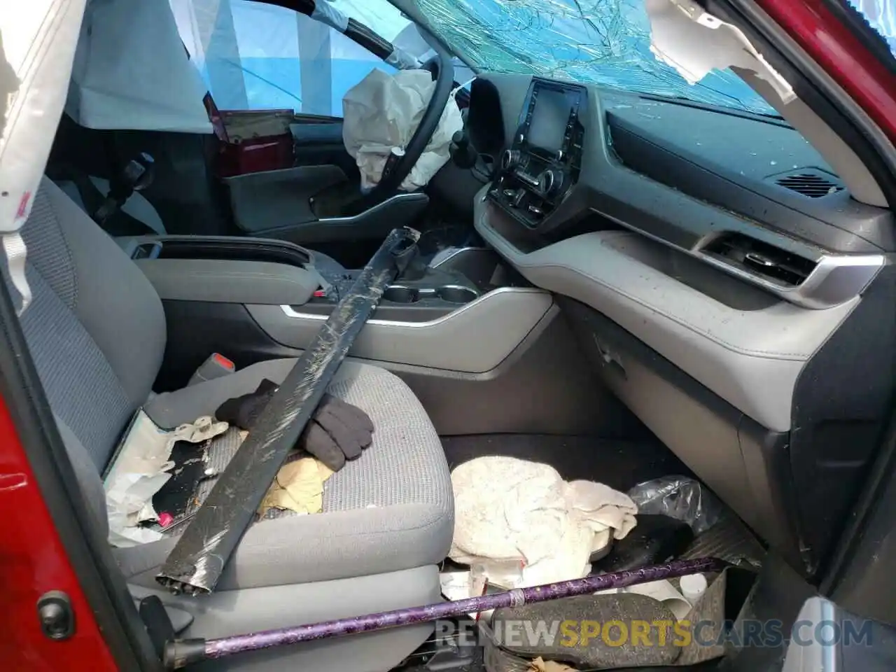 5 Photograph of a damaged car 5TDZZRAHXMS528721 TOYOTA HIGHLANDER 2021