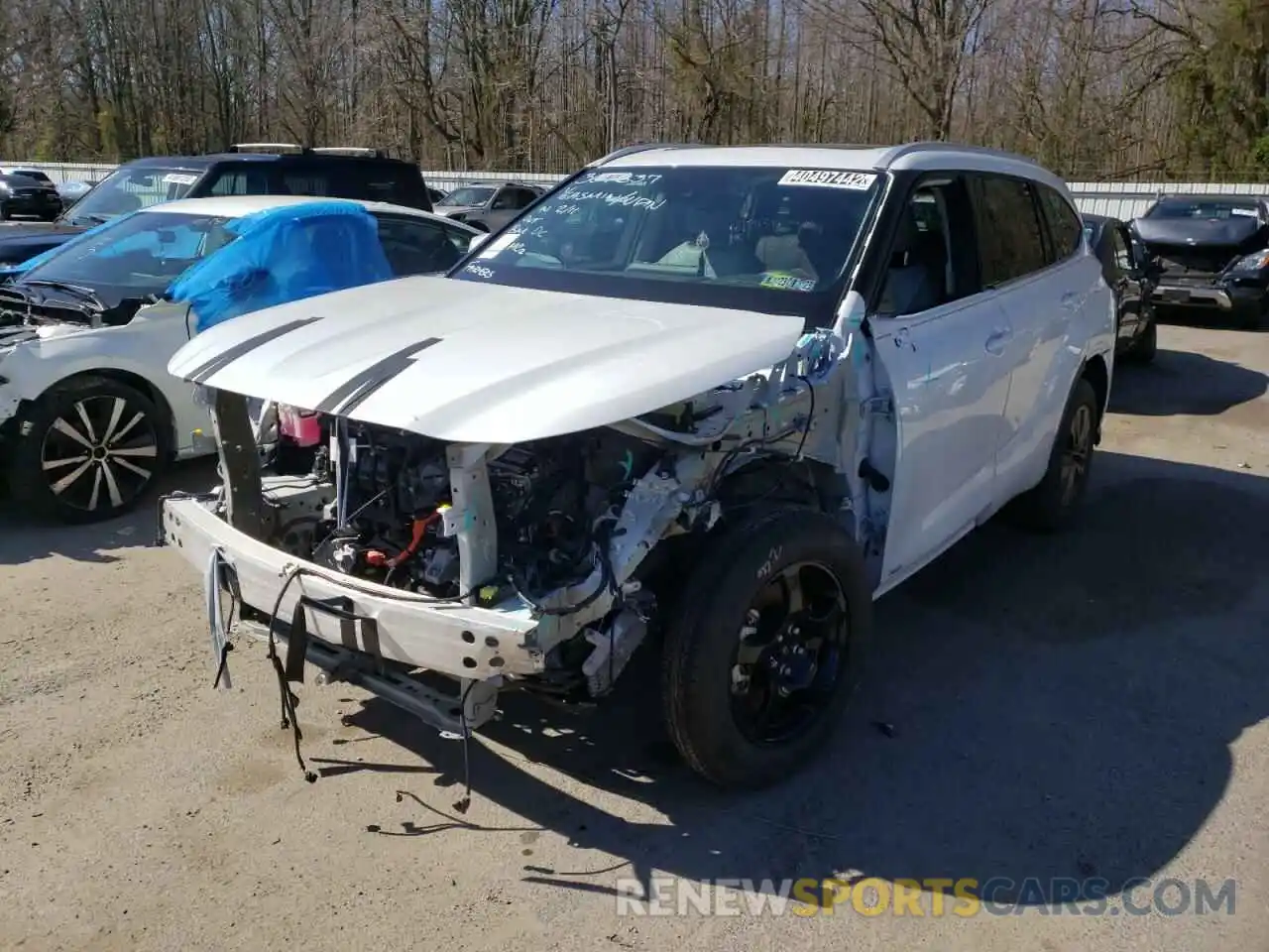 2 Photograph of a damaged car 5TDABRCH1NS543477 TOYOTA HIGHLANDER 2022