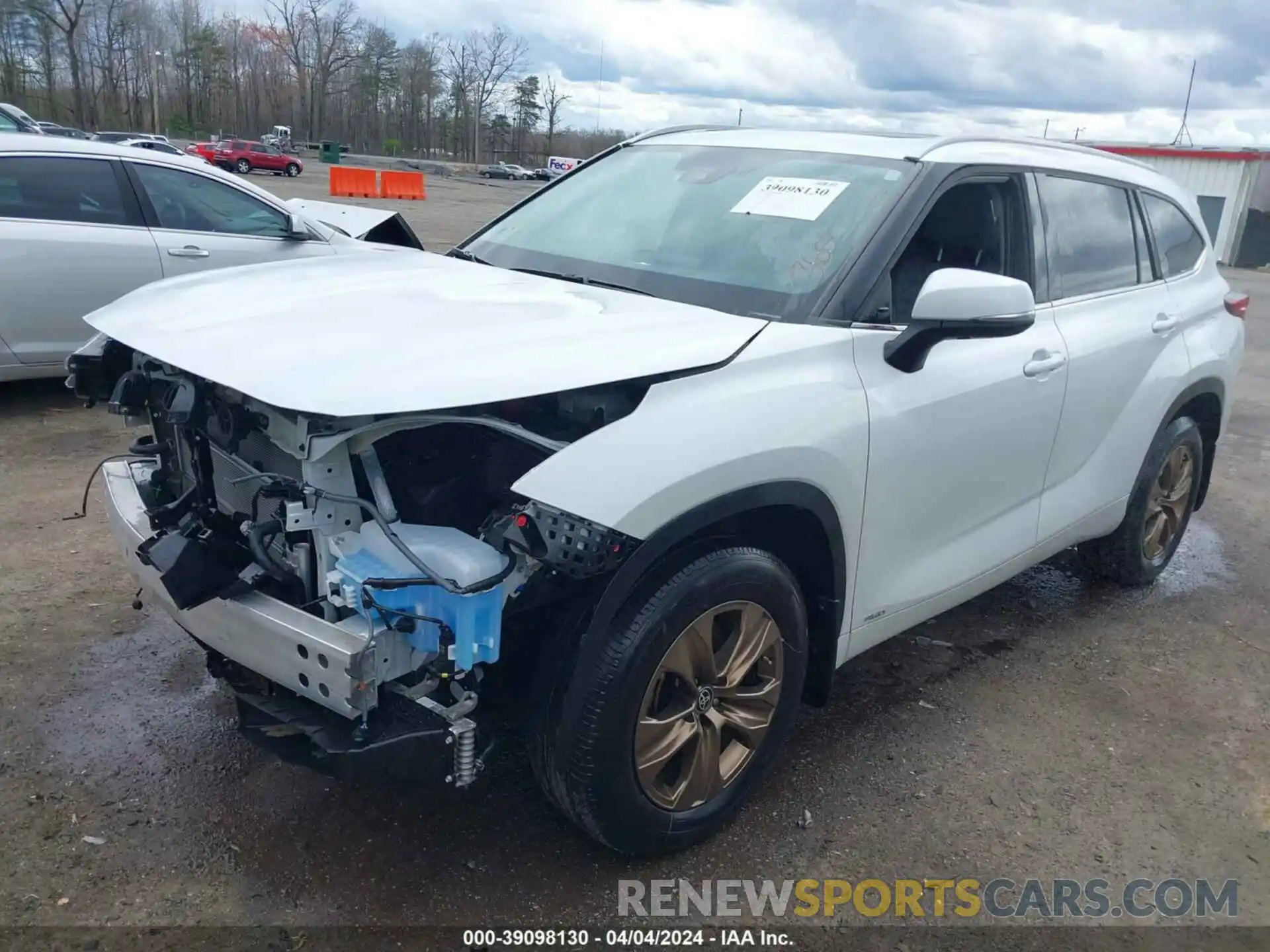 2 Photograph of a damaged car 5TDABRCH6NS539568 TOYOTA HIGHLANDER 2022