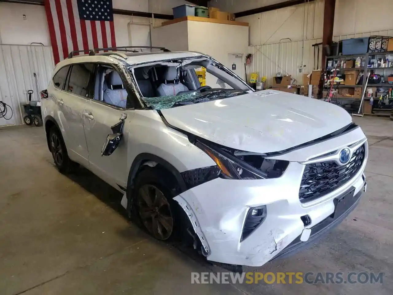 1 Photograph of a damaged car 5TDABRCH8NS541497 TOYOTA HIGHLANDER 2022