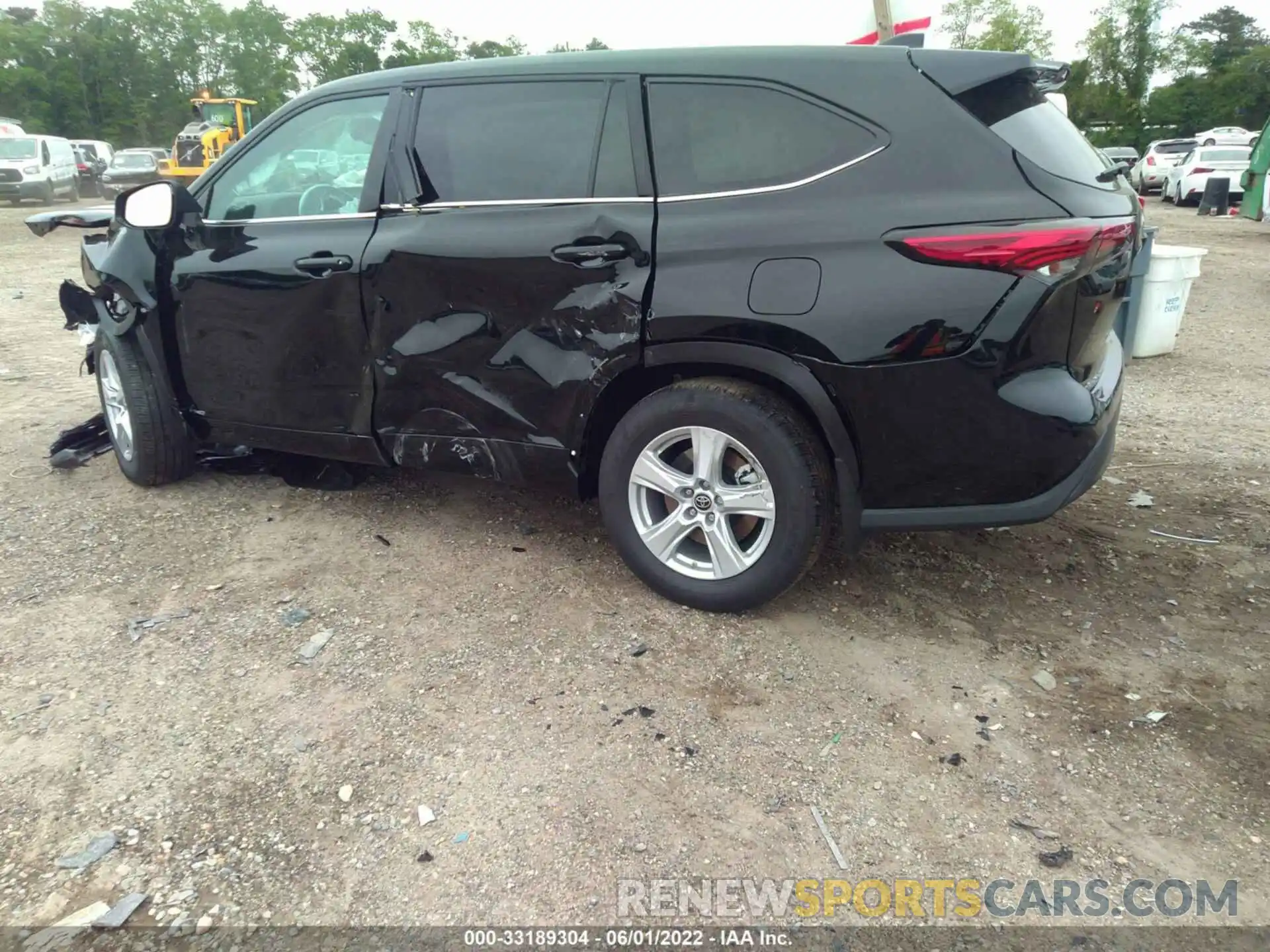 3 Photograph of a damaged car 5TDBBRCH0NS553583 TOYOTA HIGHLANDER 2022