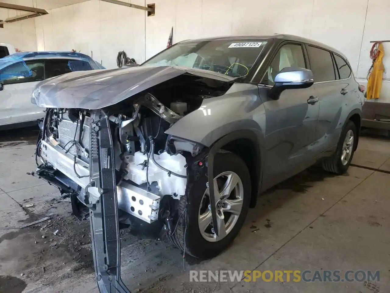 2 Photograph of a damaged car 5TDBZRBH0NS194085 TOYOTA HIGHLANDER 2022