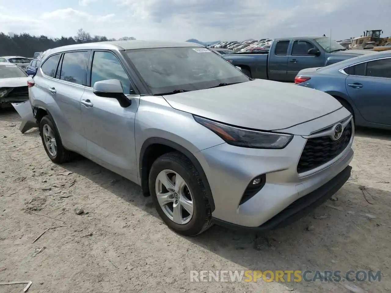 4 Photograph of a damaged car 5TDBZRBH4NS217979 TOYOTA HIGHLANDER 2022