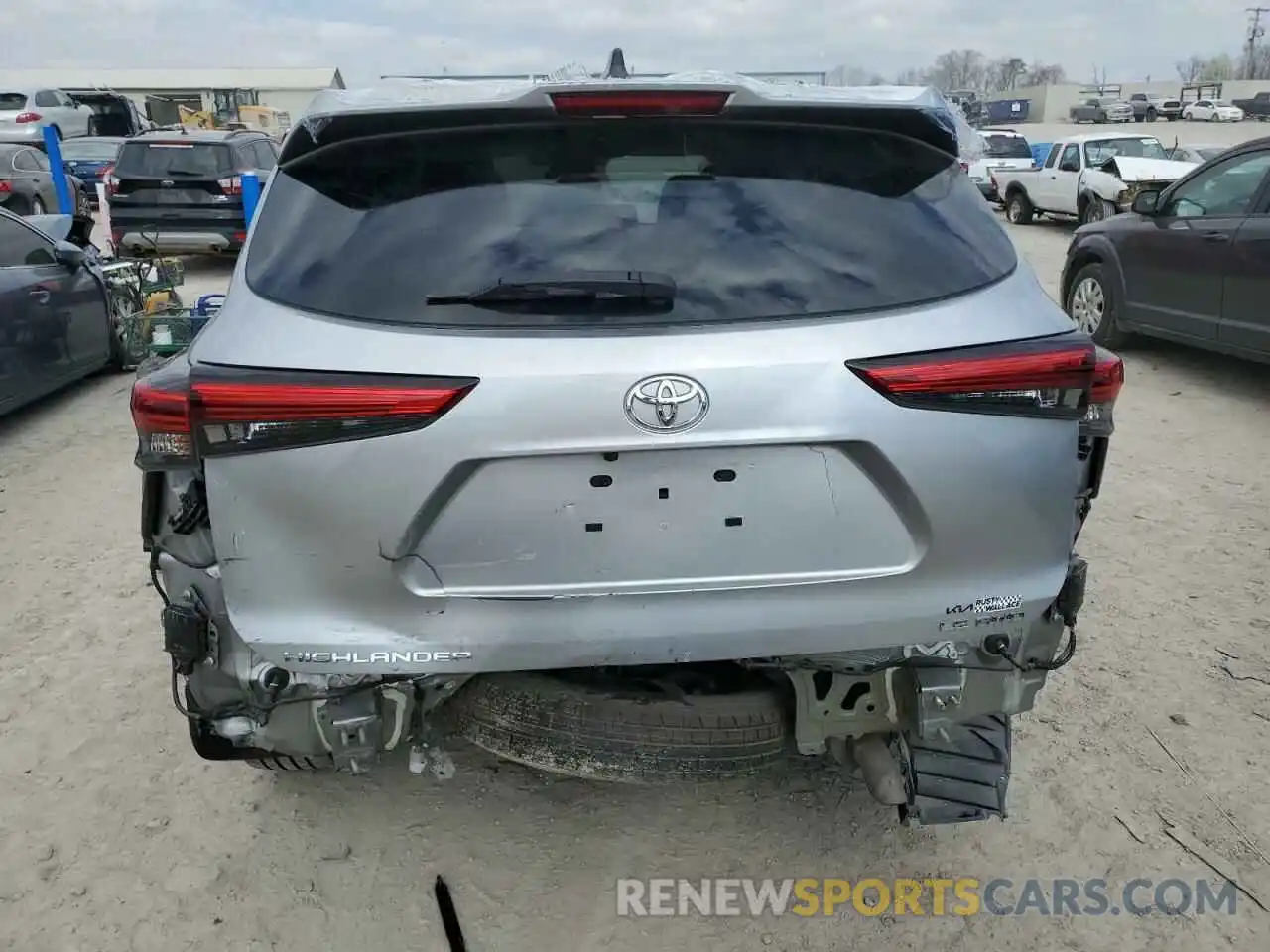 6 Photograph of a damaged car 5TDBZRBH4NS217979 TOYOTA HIGHLANDER 2022