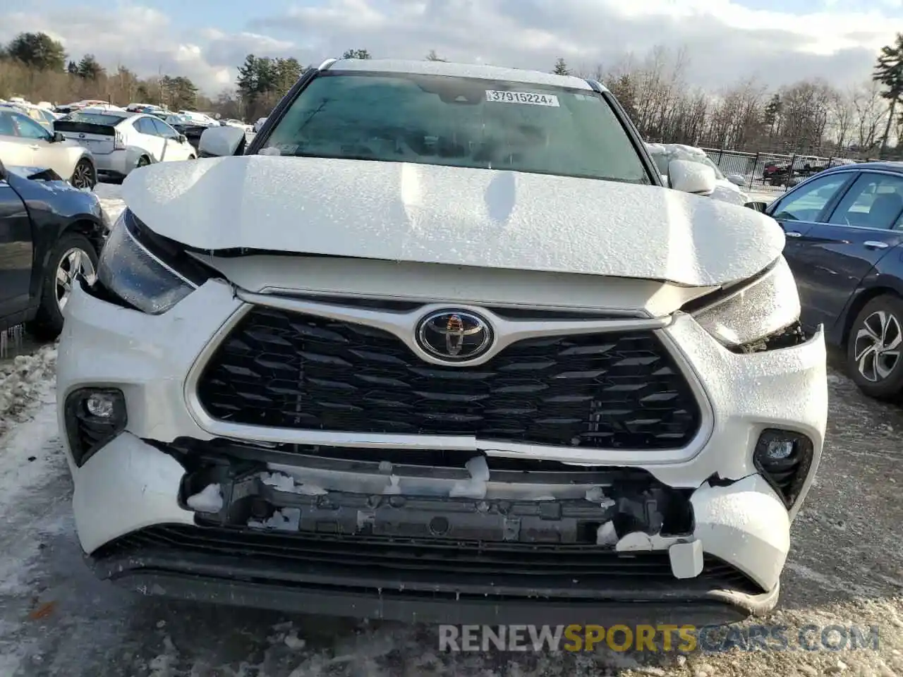 5 Photograph of a damaged car 5TDBZRBH9NS568564 TOYOTA HIGHLANDER 2022