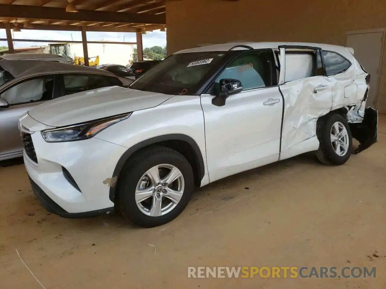 2 Photograph of a damaged car 5TDCZRAH3NS092740 TOYOTA HIGHLANDER 2022