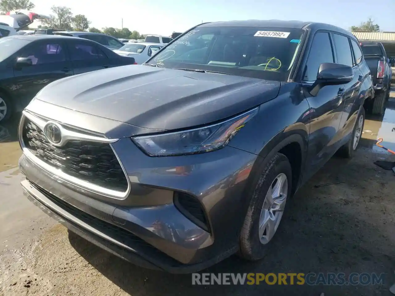 2 Photograph of a damaged car 5TDCZRAH6NS113080 TOYOTA HIGHLANDER 2022