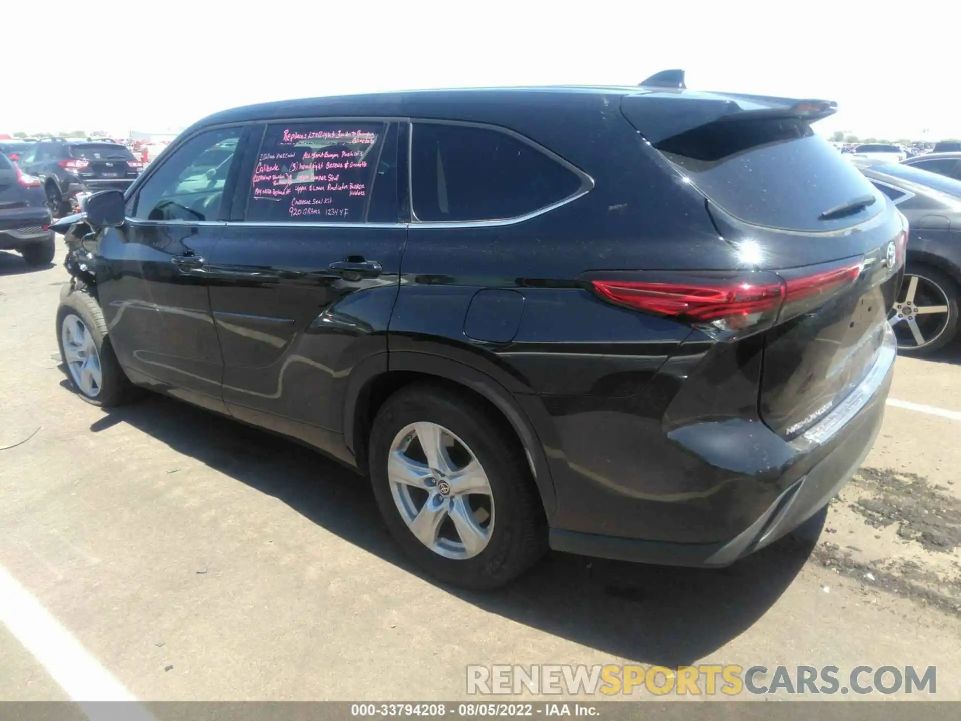 3 Photograph of a damaged car 5TDCZRAH7NS094152 TOYOTA HIGHLANDER 2022