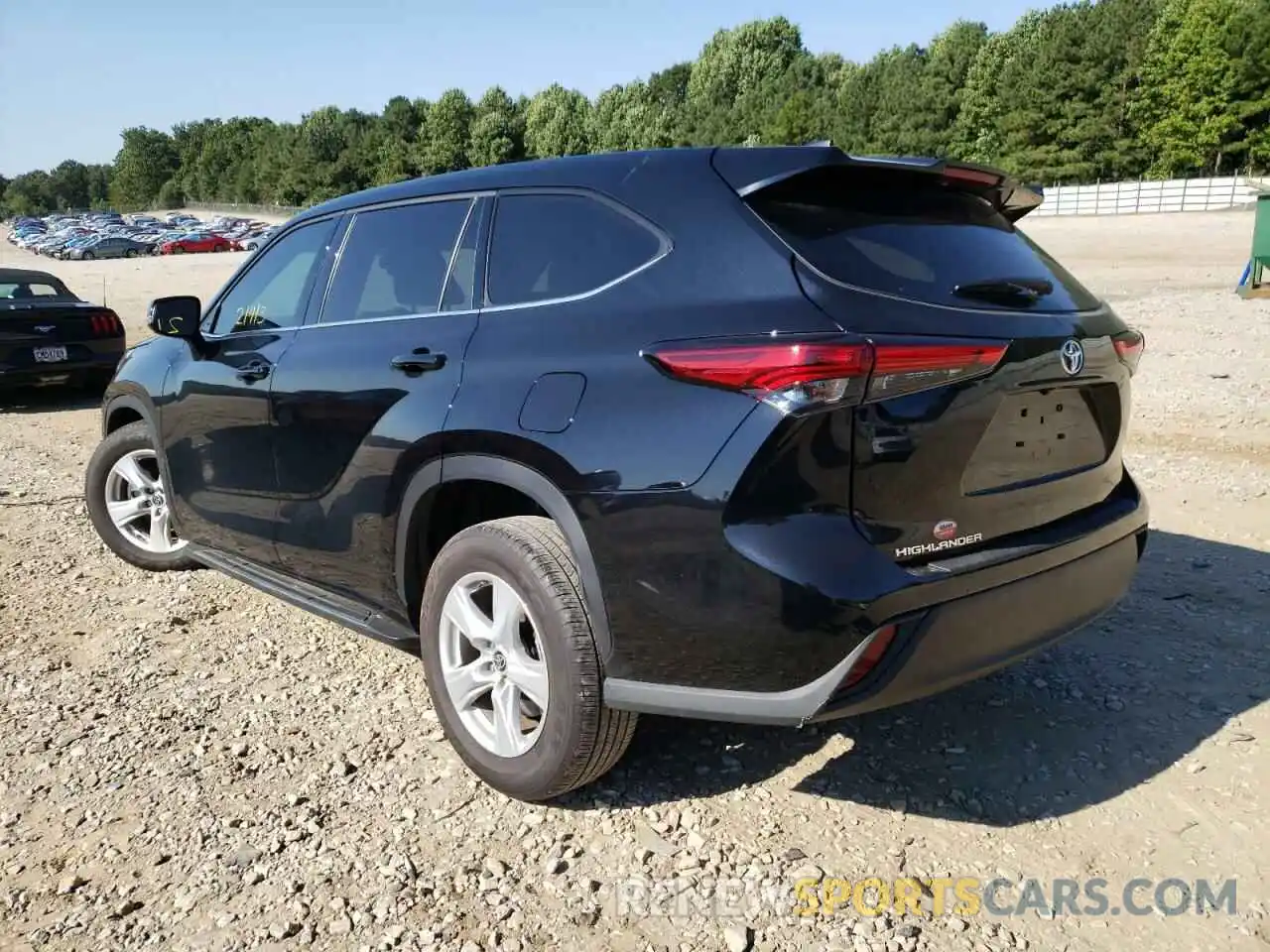 3 Photograph of a damaged car 5TDCZRAHXNS122669 TOYOTA HIGHLANDER 2022