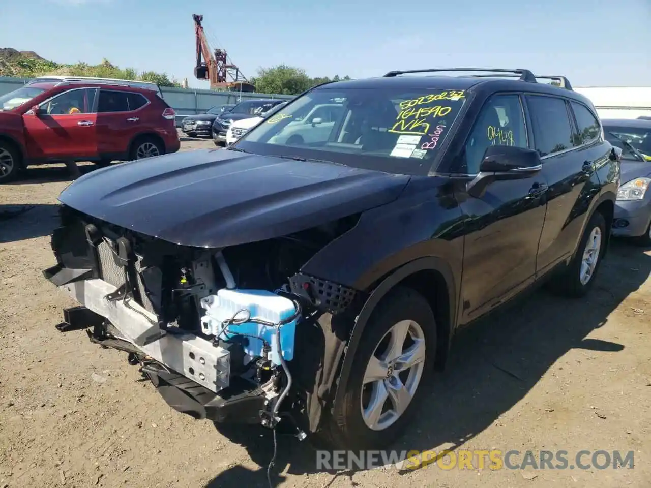 2 Photograph of a damaged car 5TDCZRBH0NS164590 TOYOTA HIGHLANDER 2022