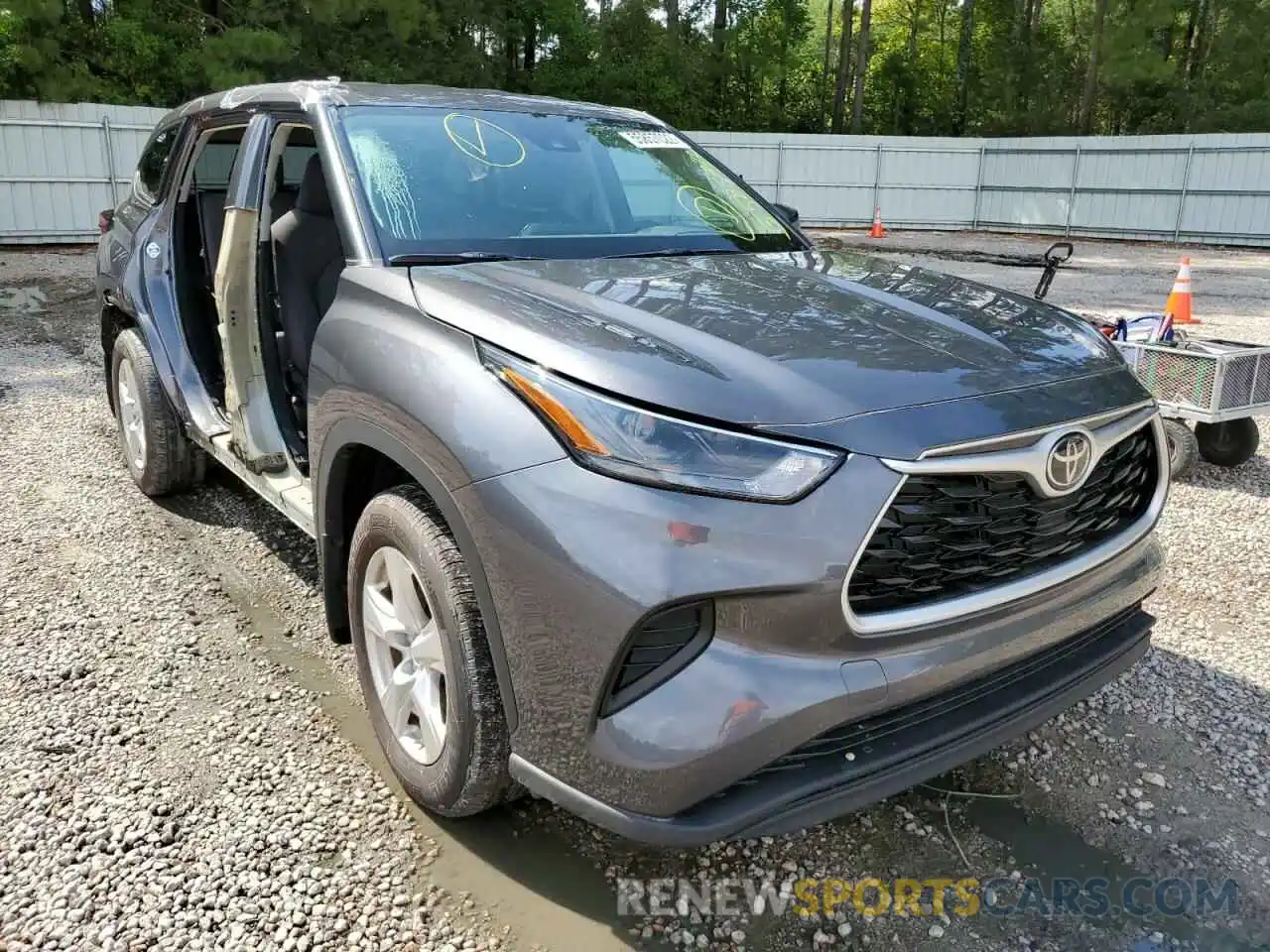 1 Photograph of a damaged car 5TDCZRBH1NS562374 TOYOTA HIGHLANDER 2022