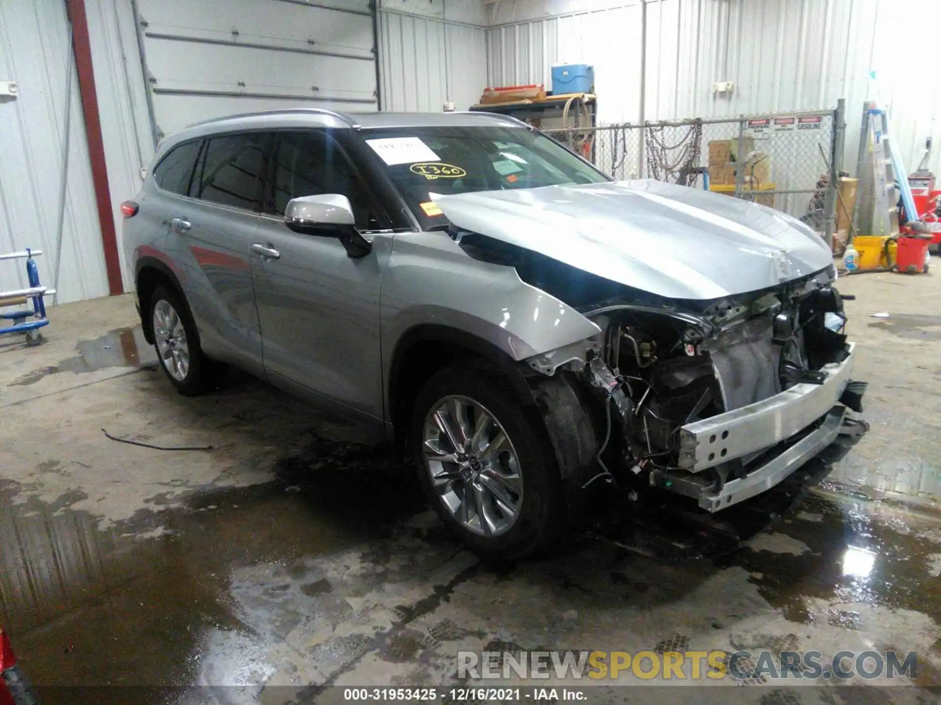 1 Photograph of a damaged car 5TDDZRBH0NS161533 TOYOTA HIGHLANDER 2022