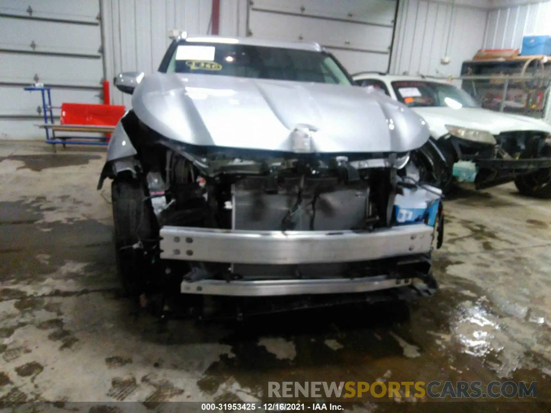 6 Photograph of a damaged car 5TDDZRBH0NS161533 TOYOTA HIGHLANDER 2022