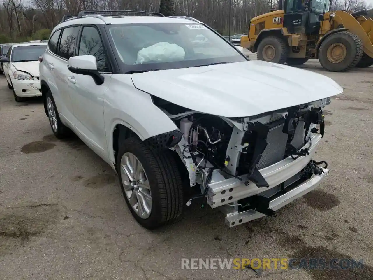 1 Photograph of a damaged car 5TDDZRBH1NS161704 TOYOTA HIGHLANDER 2022