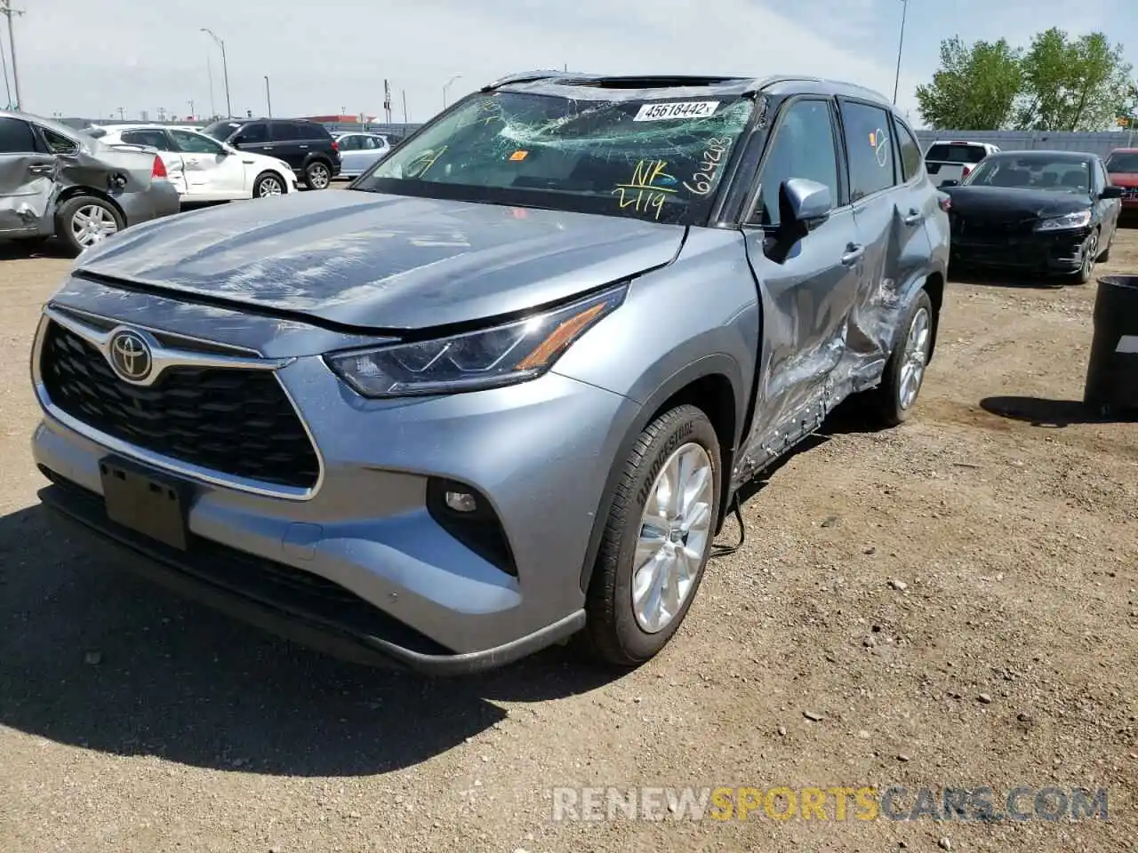 2 Photograph of a damaged car 5TDDZRBH1NS172119 TOYOTA HIGHLANDER 2022