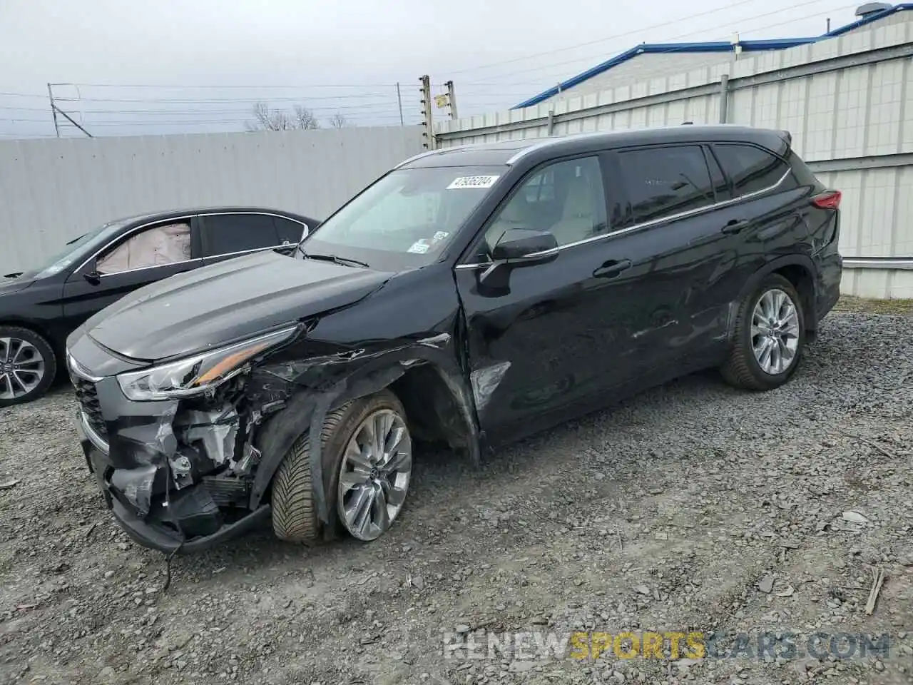 1 Photograph of a damaged car 5TDDZRBH5NS573768 TOYOTA HIGHLANDER 2022