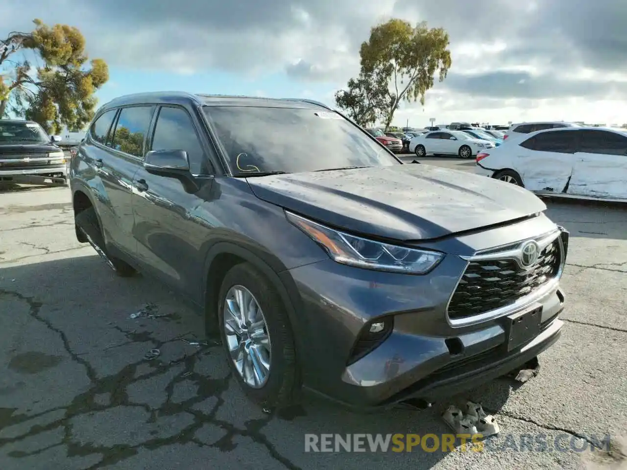 1 Photograph of a damaged car 5TDDZRBH6NS184895 TOYOTA HIGHLANDER 2022