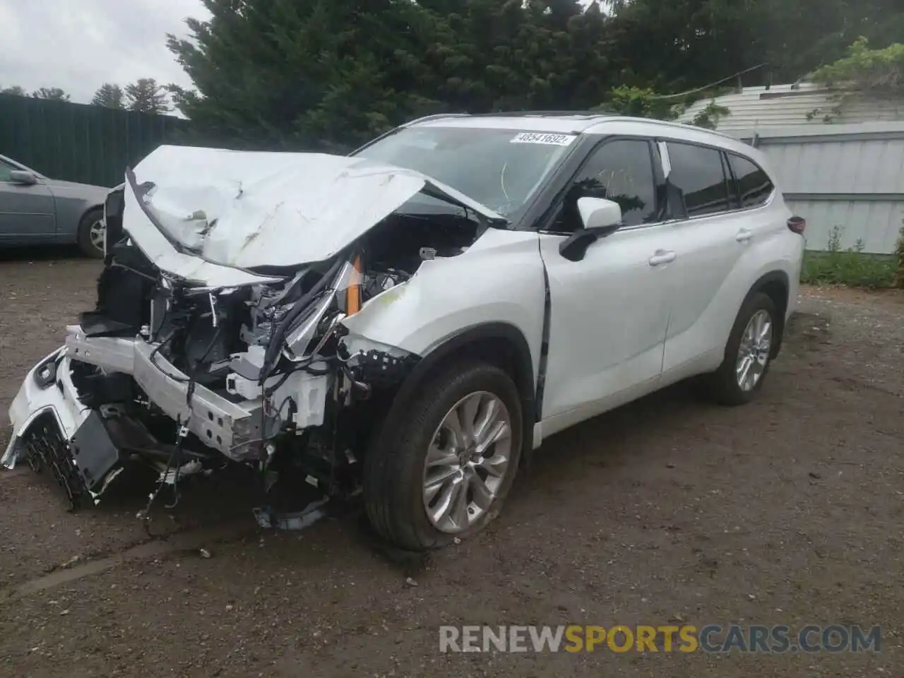 2 Photograph of a damaged car 5TDDZRBH7NS164543 TOYOTA HIGHLANDER 2022