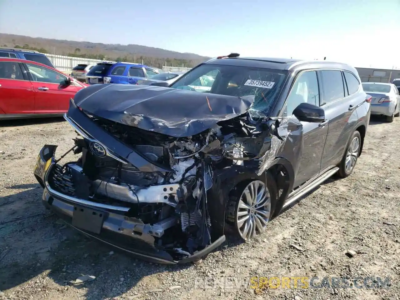 2 Photograph of a damaged car 5TDEBRCH1NS075722 TOYOTA HIGHLANDER 2022