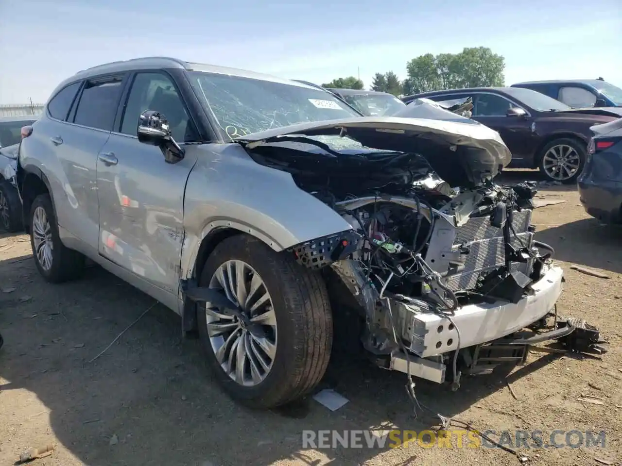 1 Photograph of a damaged car 5TDEBRCH2NS085353 TOYOTA HIGHLANDER 2022