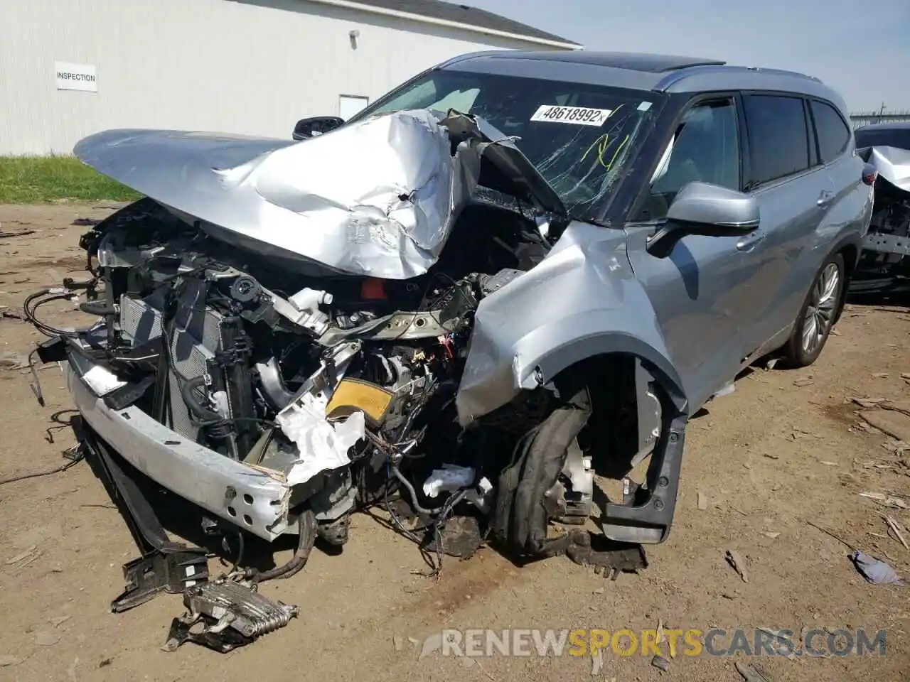 2 Photograph of a damaged car 5TDEBRCH2NS085353 TOYOTA HIGHLANDER 2022