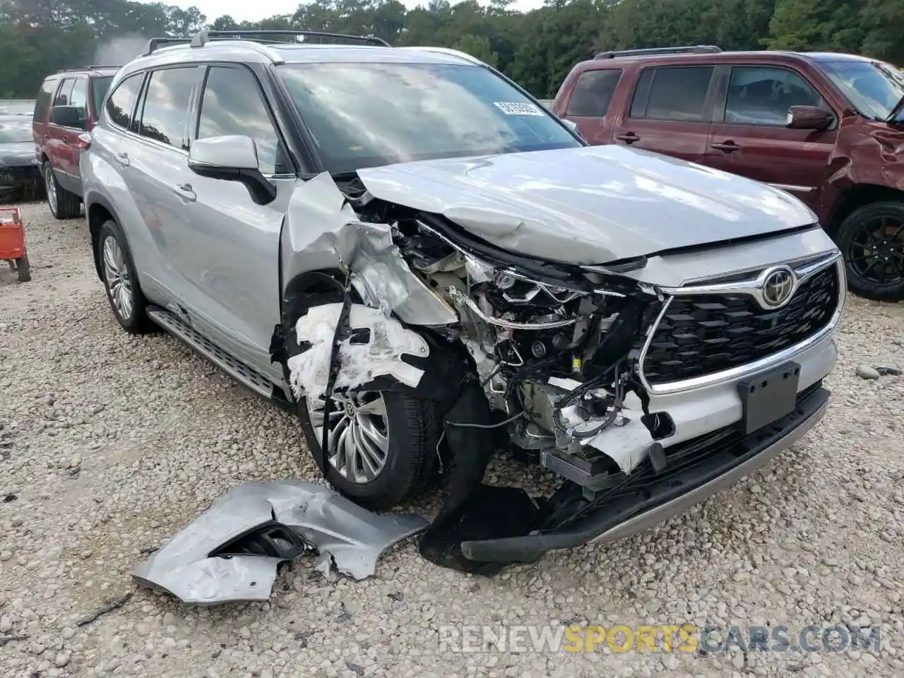 1 Photograph of a damaged car 5TDFZRAHXNS115251 TOYOTA HIGHLANDER 2022