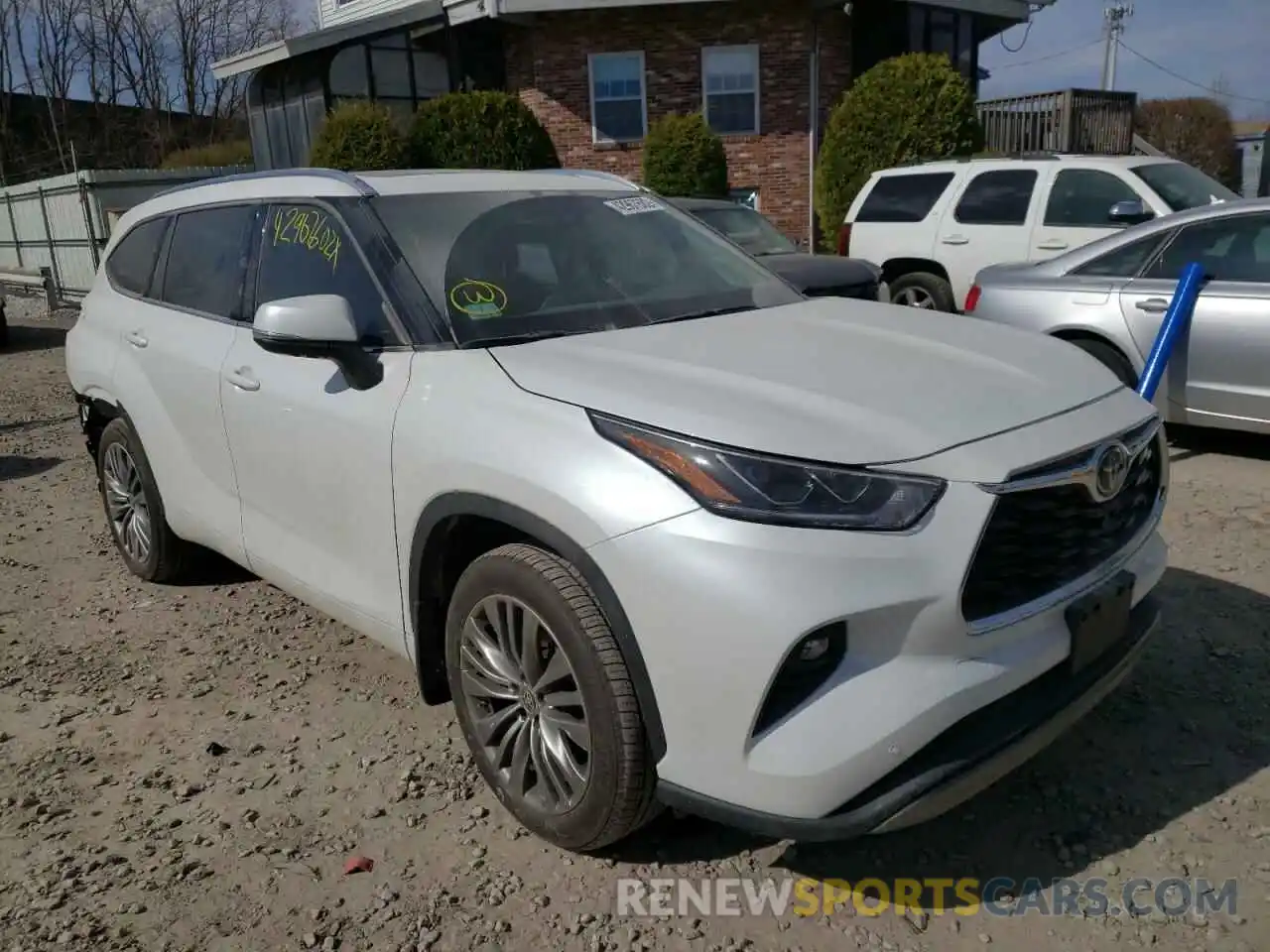 1 Photograph of a damaged car 5TDFZRBH1NS173764 TOYOTA HIGHLANDER 2022